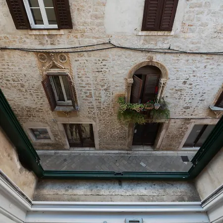 Pyrotima Appartement Zadar