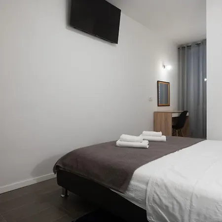 Pyrotima Appartement *
