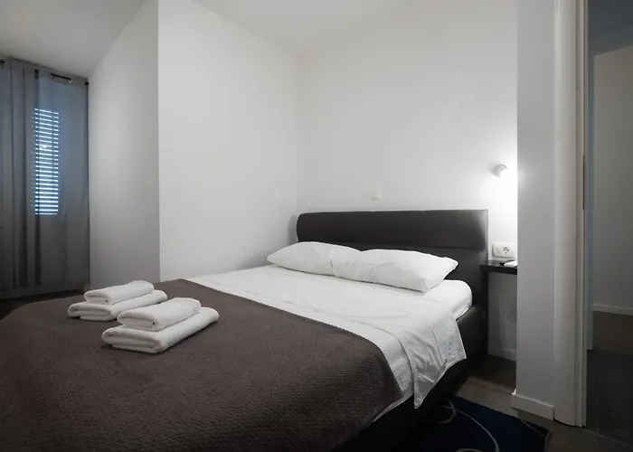 Apartament Pyrotima *