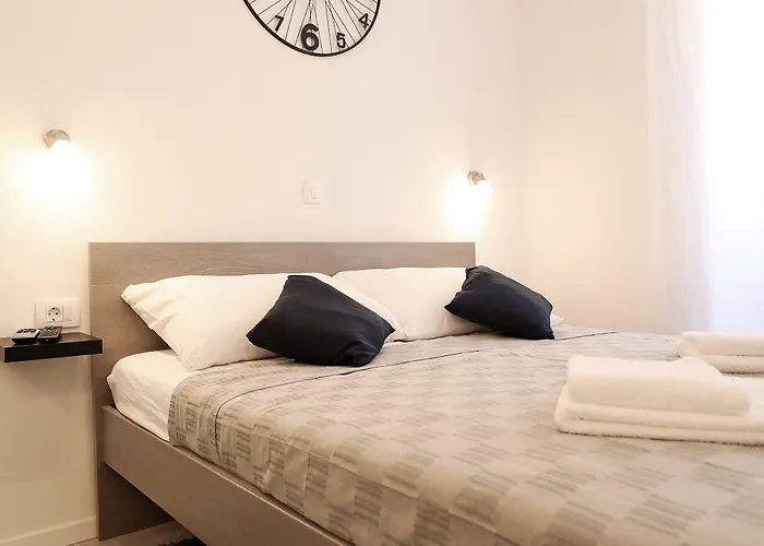 Pyrotima Apartament *