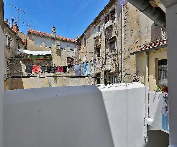 Apartament Pyrotima
