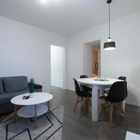 Apartamento Pyrotima