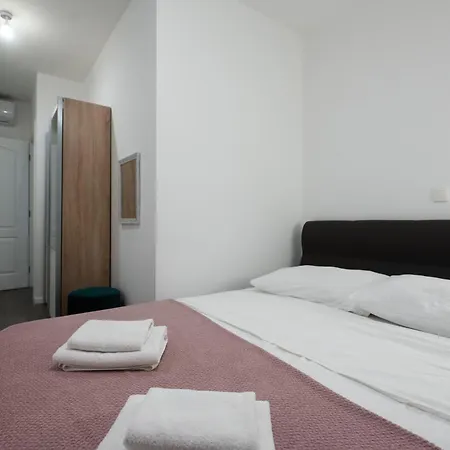 Apartment Pyrotima *