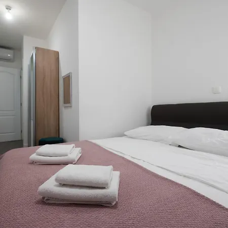 Apartment Pyrotima Zadar
