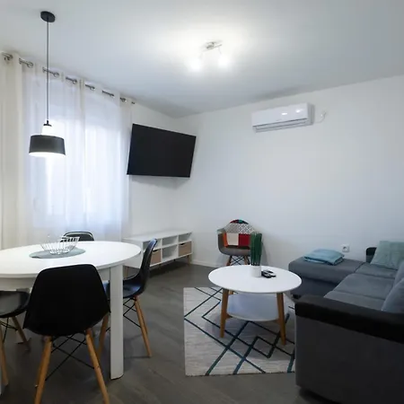 Apartment Pyrotima Zadar