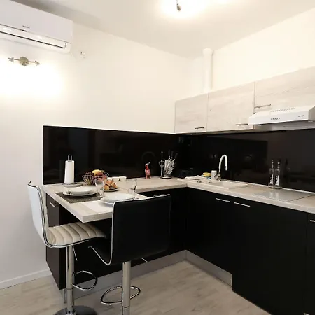 Apartamento Pyrotima *