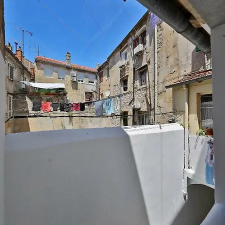 Apartment Pyrotima