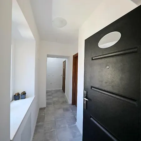 Pyrotima Apartamento *